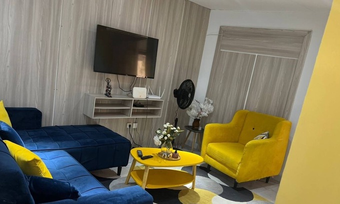 Angre Apartment | 2 pièces calme et lumineux, Terrasse, canal+, wifi