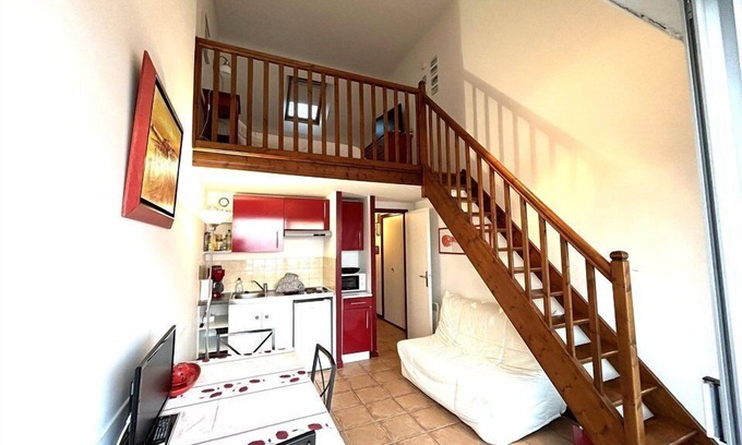 Le Fort Bloque Apartment | 2 room apartment for 4 people - superb sea view 50m from Fort-Bloqué beach