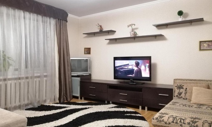 Brest Apartment | 2 Room Masherava near KFC