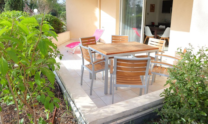 Mandelieu-La-Napoule Apartment | 2 Rooms Gardens View #204