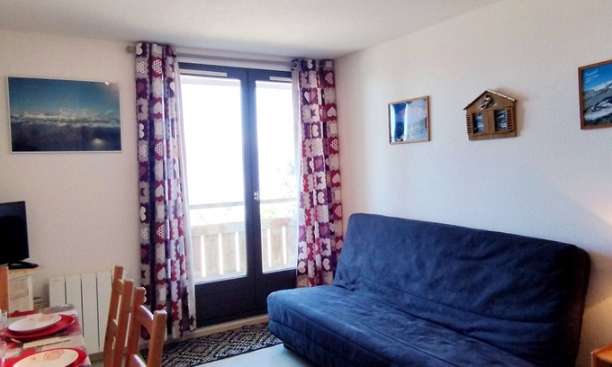 Prapoutel Apartment | 2 Rooms Ground Floor in Les Adrets - Near slopes and shops