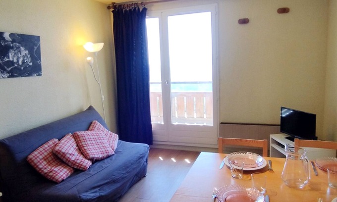 Prapoutel Apartment | 2 Rooms - Near Slopes - Pets Allowed