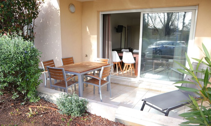 Mandelieu-La-Napoule Apartment | 2 Rooms Superior Garden View #203