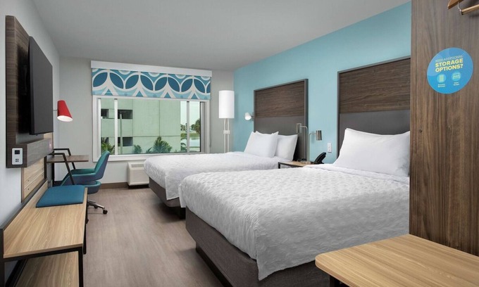 Ludlam House | 2 Roomy Units Near Marlin's Park! Pet-Friendly Property and Free Hot Breakfast!