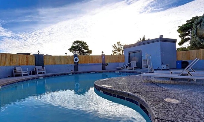 Prescott Valley Hotel | 2-Star Hotel ∙ GreenTree Inn Prescott Valley