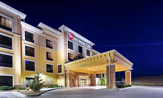 Hudson Hotel | 2-Star Hotel ∙ Best Western Plus Hudson Hotel & Suites