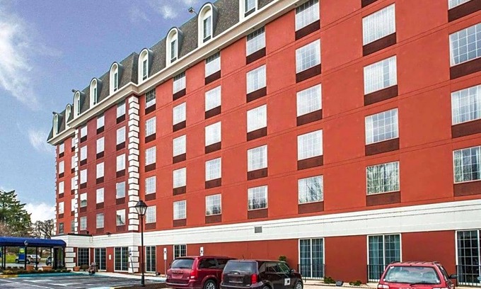 Hummelstown Hotel | 2-Star Hotel ∙ Comfort Inn at the Park Hershey