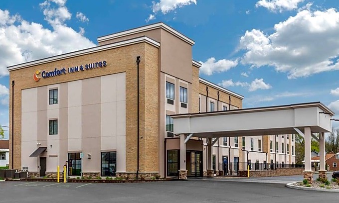 Scotia Hotel | 2-Star Hotel ∙ Comfort Inn & Suites Schenectady - Scotia