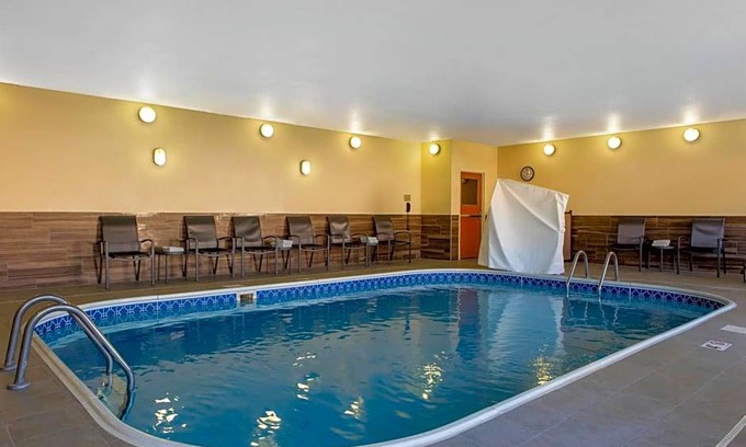 St. Cloud Hotel | 2-Star Hotel ∙ Fairfield Inn & Suites St. Cloud