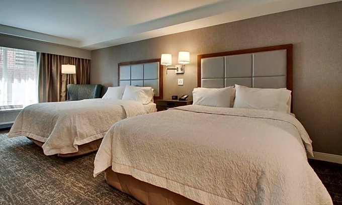 Pawtucket Hotel | 2-Star Hotel ∙ Hampton Inn-Pawtucket, RI