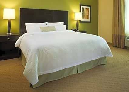 Ada Hotel | 2-Star Hotel ∙ Hampton Inn and Suites Ada