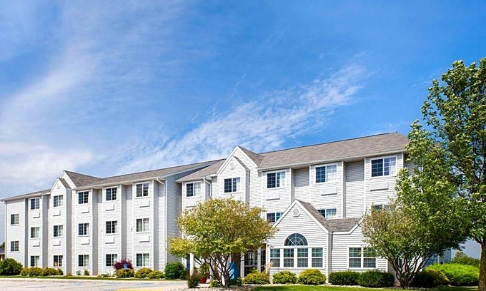 Clear Lake Hotel | 2-Star Hotel ∙ Microtel Inn and Suites Clear Lake