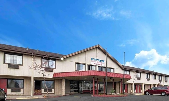 Syracuse Hotel | 2-Star Hotel ∙ Rodeway Inn Syracuse