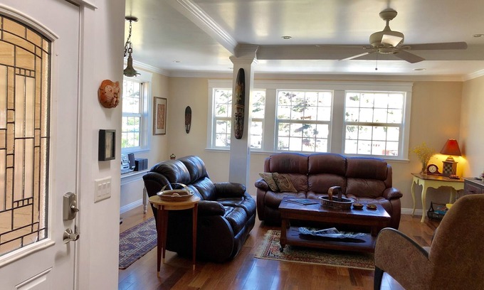 Bisbee House | 2-story house, all the comforts of home, spectacular space and views!