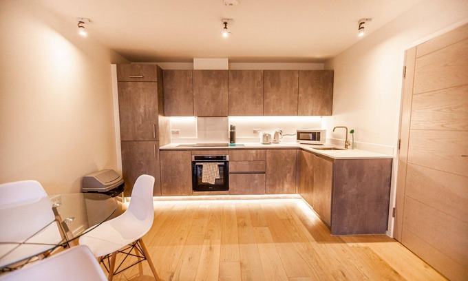 St Leonards-On-Sea Apartment | 2 The Hideaway (2mins from the beach)