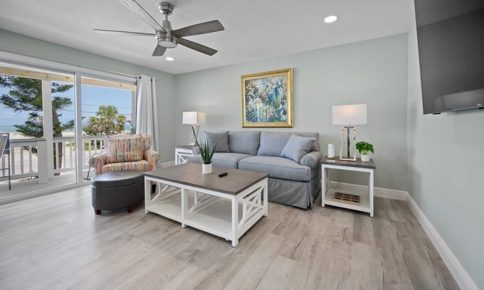 Englewood Apartment | 2-Unit Beach Combo – Bikes, Sand & Sunsets