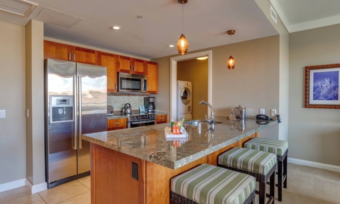 Kaanapali Hotel | 2 Units, 1 Bedroom Resort View at Honua Kai Resort & Spa