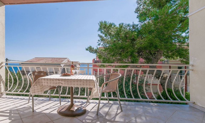 Lokva Rogoznica Apartment | 20 m² Apartment ∙ 2 guests