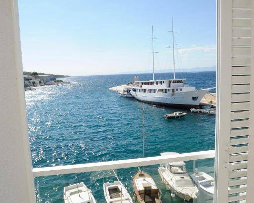 Milna (Brac) Cabin | 20 m² Private room ∙ 1 bedroom ∙ 2 guests