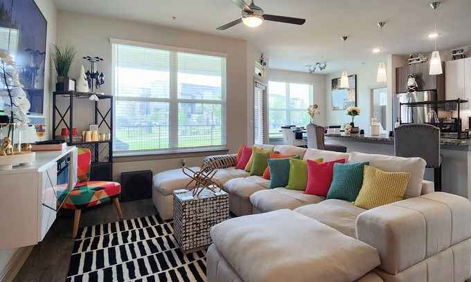 Northeast Houston Apartment | 20 minutes from Downtown Houston , Hobby airport, George Bush airport