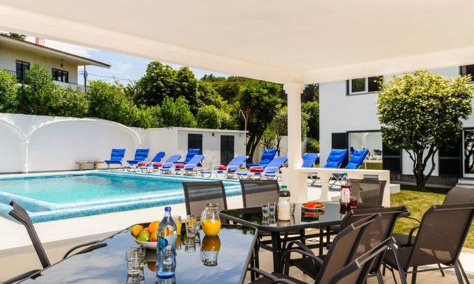 Cascais House | 200 m² House ∙ 5 bedrooms ∙ 11 guests