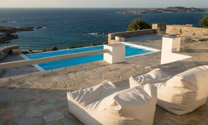 Parasporos Villa | 200 m² Villa ∙ 3 bedrooms ∙ 6 guests