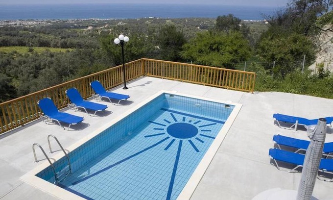 Adele Villa | 200 m² Villa ∙ 4 bedrooms ∙ 8 guests