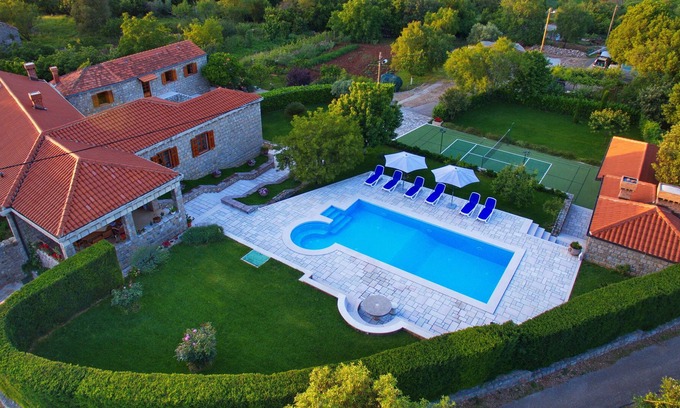 Gruda House | 2000m2 property since16th century, Big Pool, Gardens, True Nature