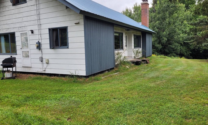 Keene House | 2000sq ft. home in Keene NY "HOME OF THE HIGH PEAKS" ADK MTS.