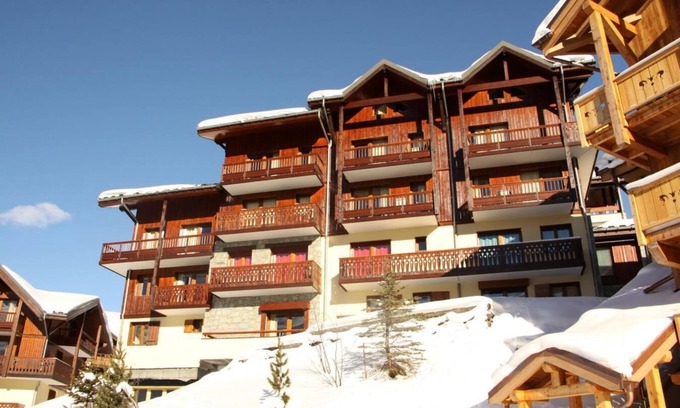 Les Menuires Apartment | 200m from ski slopes, 2nd floor, fitness, balcony, tv, 85m², Les Menuires