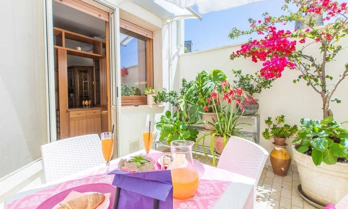 San Vito dei Normanni House | 200m historical center, private patio, ac, 8'drive to the beaches.