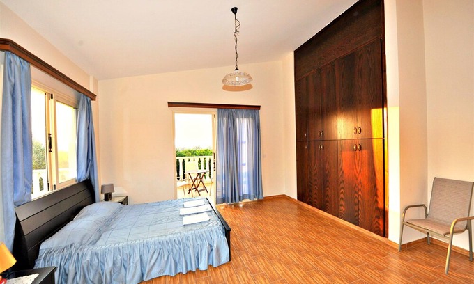 Argaka Villa | 200m to Argaka Beach - 4 Bed Villa - Private Swmming Pool - Wifi
