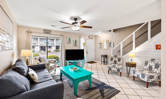Miramar Beach House | ⭐200yds to Beach-Pool-Pretty Updates-Multiple Balconies-2BR Gulf Winds East #35⭐