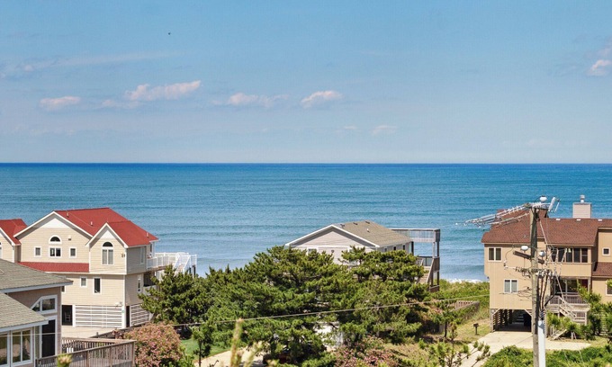 Carolina Dunes House | 2030 Horizon's Summit *2 Min Walk to Beach