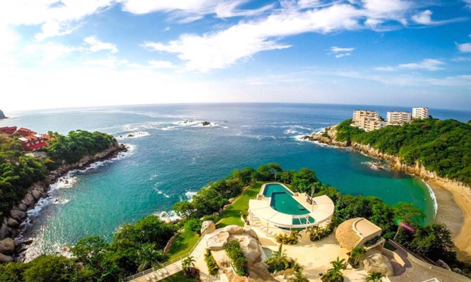 Santa Maria Huatulco House | 2050 - Cosmo 7A3