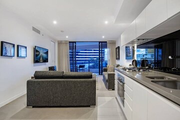 Broadbeach Apartment | 20505 Oracle in Broadbeach