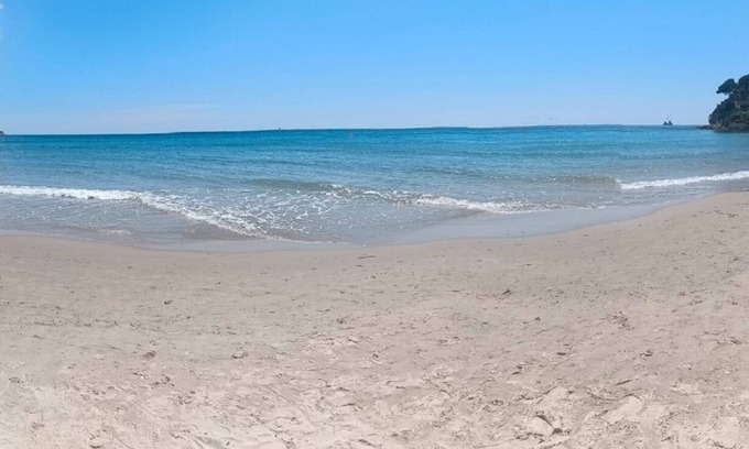 La Seyne-sur-Mer Resort | 20m from the beach, Charming villa with private garden and swimming pool