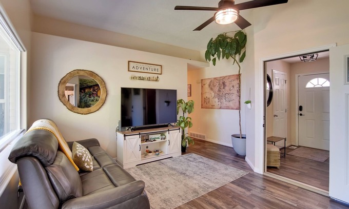 Cedar City House | 21 Mi to Kolob Canyons: ‘Middle Earth’ Escape!