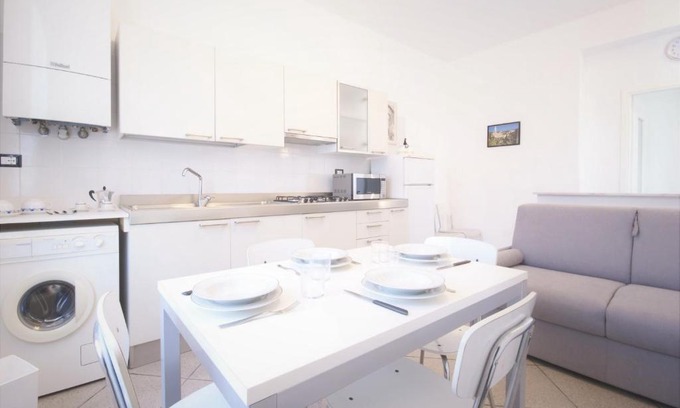 Imperia Apartment | 21 Via dei Giardini