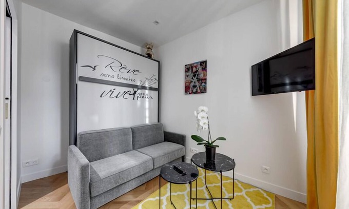 Saint-Gervais Apartment | 213 Suite Givenchy - Superb apartment in Paris