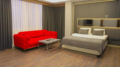 Kartal Hotel | 216 Eagle Palace Suite