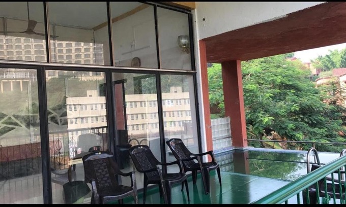 Aarey Colony Apartment | 218 Palms Villa