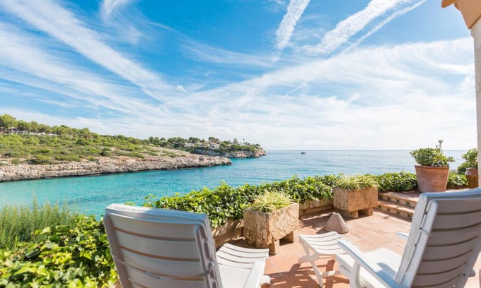 Cala Mandia House | 220 m² House ∙ 2 bedrooms ∙ 4 guests
