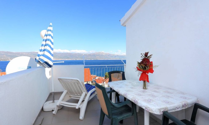 Municipality of Trogir Apartment | 22 m² Apartment ∙ 1 bedroom ∙ 3 guests