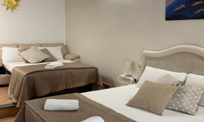 Quartieri Spagnoli Bed & Breakfast | 22 m² Bed and breakfast ∙ 4 guests
