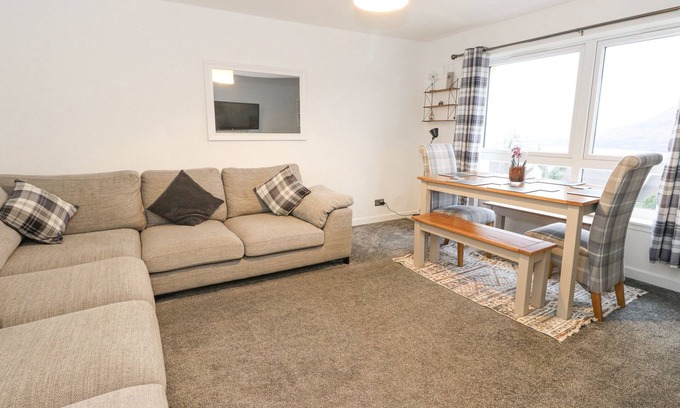 Fort William Cottage | 22 MORAY PLACE, pet friendly, country holiday cottage in Fort William