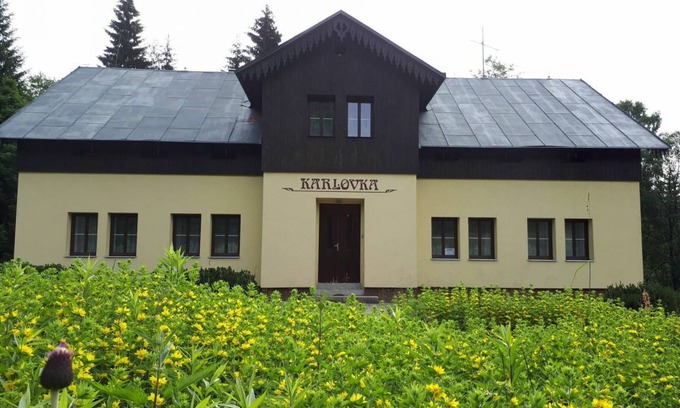 Josefov Dul Other | 220 m² Accommodation ∙ 7 bedrooms ∙ 23 guests