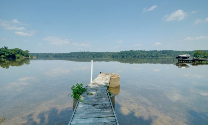 Accokeek Cottage | 222 m² Cabin ∙ 2 bedrooms ∙ 8 guests