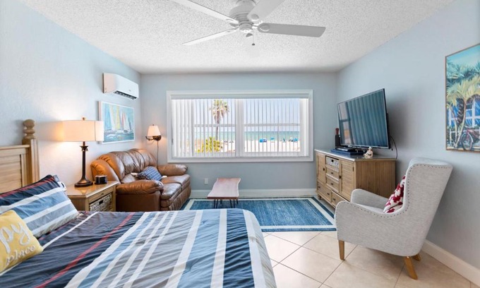 Madeira Beach House | 226 Surf Song Resort
