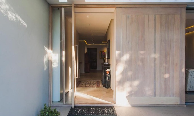 Claremont House | 23 Grace